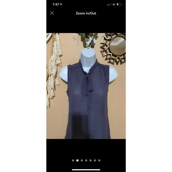 Levi's Blouse - Picture 2 of 7